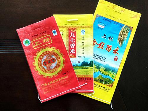 包裝袋制造技術(shù)與產(chǎn)業(yè)應(yīng)用發(fā)展